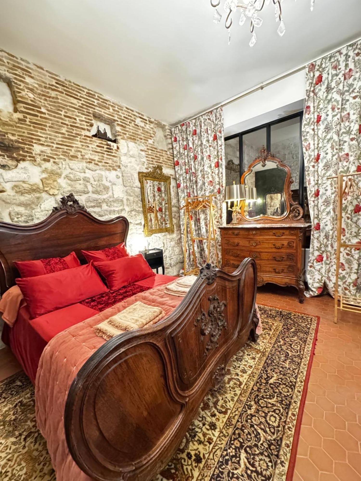 L'heure Bleue - Charme Et Histoire Au Coeur D'avignon Apartment